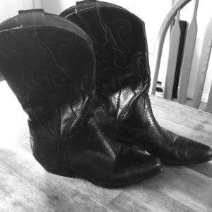 Black Boots, great condition